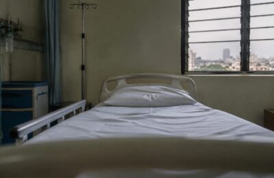 O rudă a primului pacient cu Ebola din Kenya a murit. Bilanțul ajunge la două decese